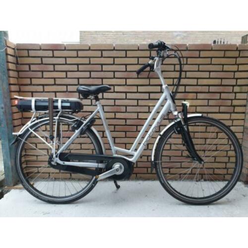 Elektrische Batavus Stream fiets met middenmotor