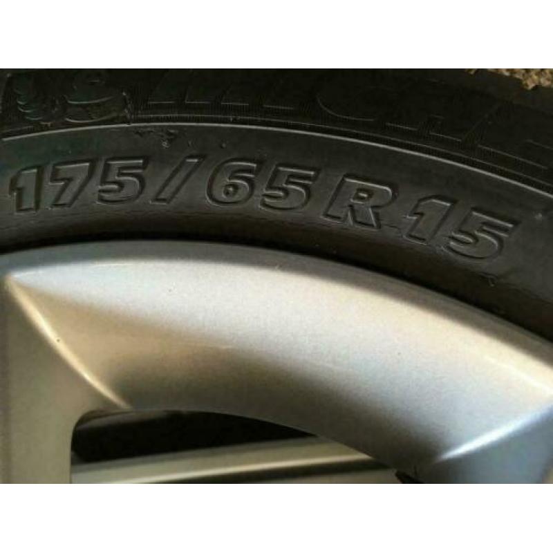 Originele Honda Jazz velgen met Michelin zomerbanden