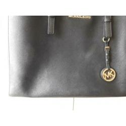 Gebruikte maar nog erg mooie Michael Kors tas