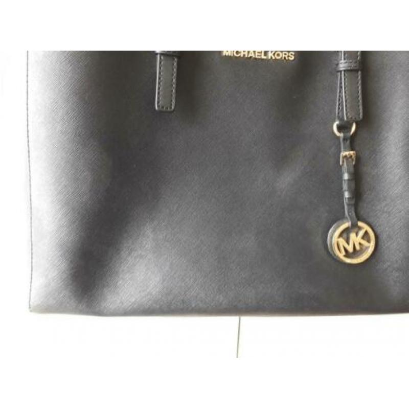 Gebruikte maar nog erg mooie Michael Kors tas