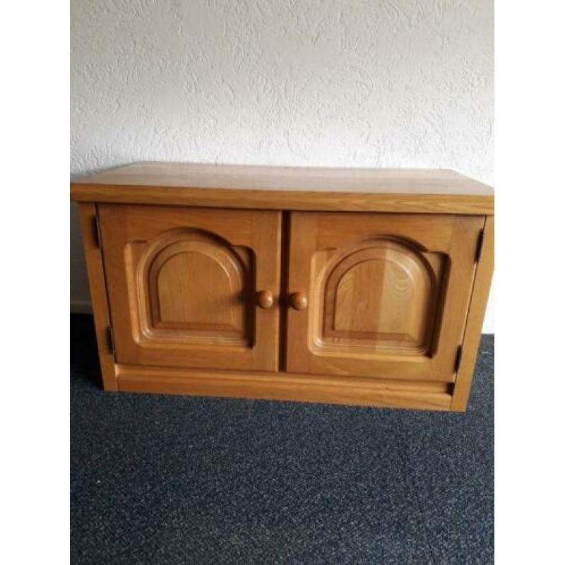 Tv kast blank eiken