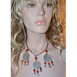 KETTING met 3 bohemian hangers