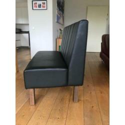 Mooie eettafel bank, bankje, bruin (nep)leer