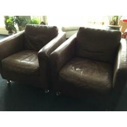 Fauteuils (2) zadelleer