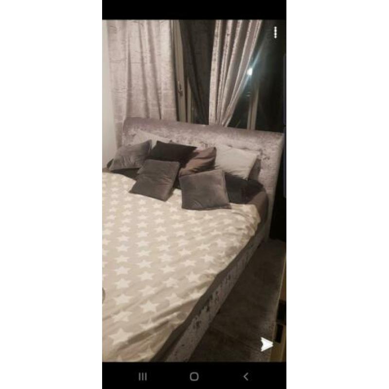 Eric kuster velours bed boxspring 180x 200 zonder matrassen