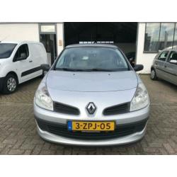 Renault Clio 1.2-16V Authentique Airco/ MFC/ El. Raam/ APK