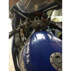 Loop of sloop, circuit racer Yamaha Thundercat