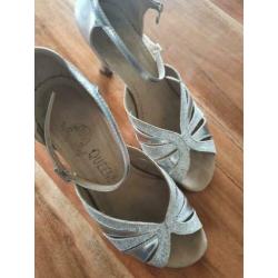 Queene dansschoenen zilver maat 3,5