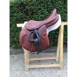 Arturo Fortunato springzadel 17,5 inch MW