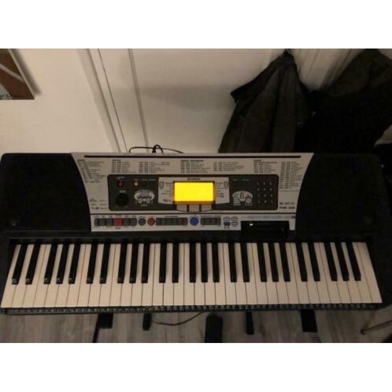 Keyboard Yamaha
