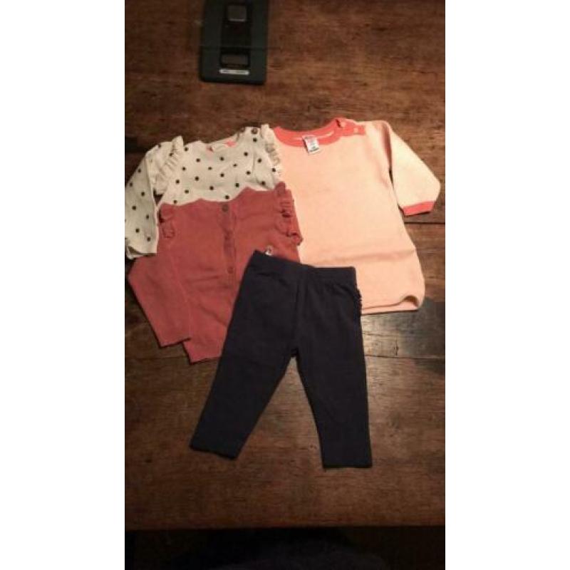 Pakketje babykleding meisje maat 62