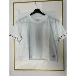 Calvin Klein crop top tshirt S