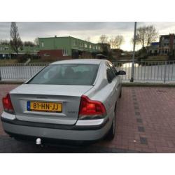 Volvo S60 2.4 140PK 2001 Grijs