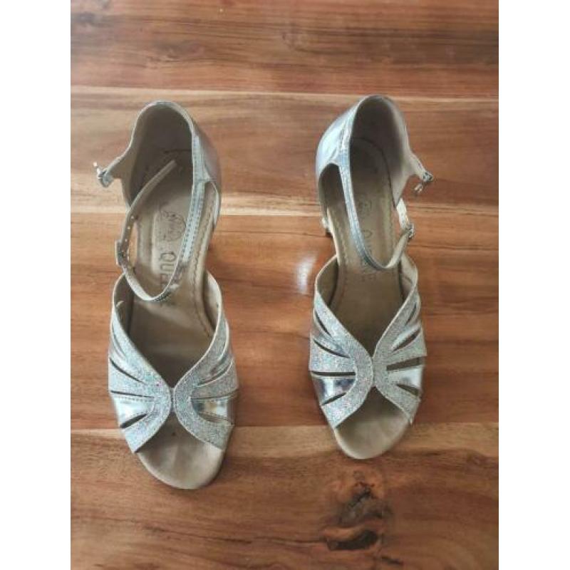 Queene dansschoenen zilver maat 3,5