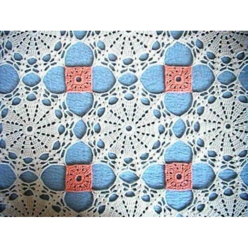 Sprei 2persoons - Brocant handwerk - gebroken wit met roze