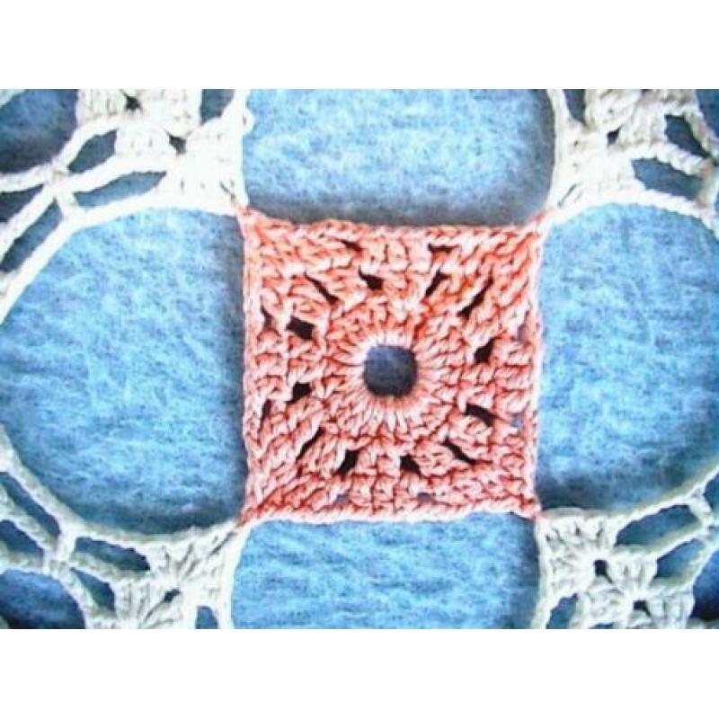 Sprei 2persoons - Brocant handwerk - gebroken wit met roze