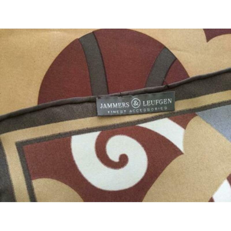 Jammers&Leufgen handgerolde zijden sjaal Made in Germany