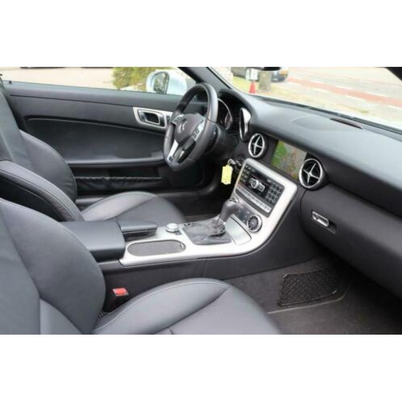 Mercedes-Benz SLK 200 AMG Navi Org NL auto Aircraft Xenon 18