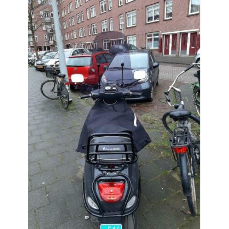 Vespa s 2013 full option