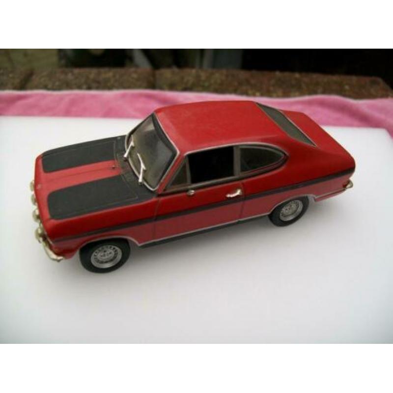Te koop collectie Opel model auto's zie foto's
