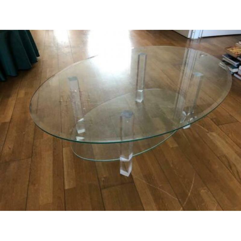 Glazen salon tafel