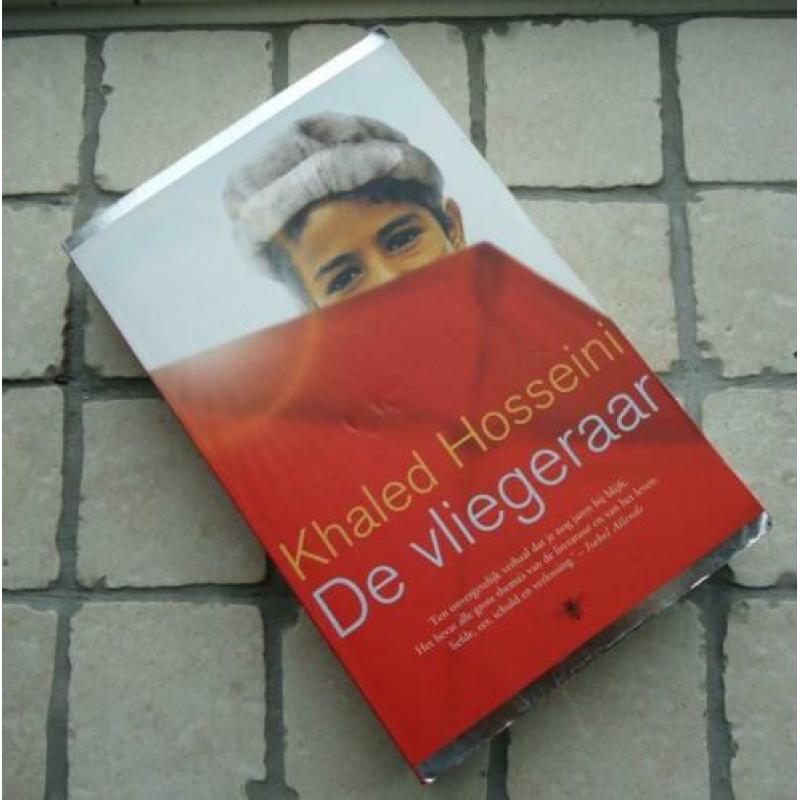 Te koop het boek "De vliegeraar" van Khaled Hosseini (+ DVD)