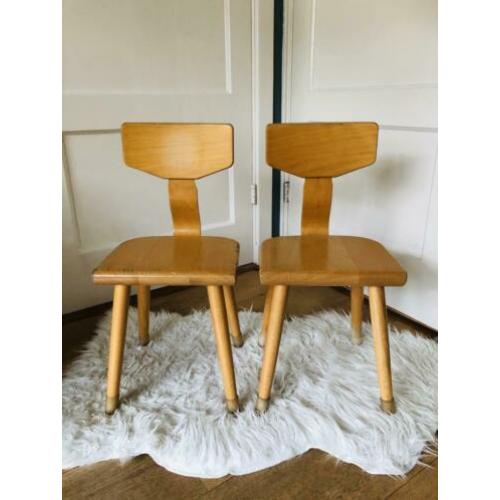 Vintage Schilte schoolstoeltjes stoeltjes school kind retro