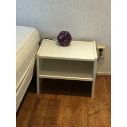 Boxspring met nachtkastjes - gratis ophalen