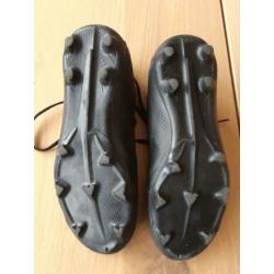 Adidas voetbal kicksen, maat 36