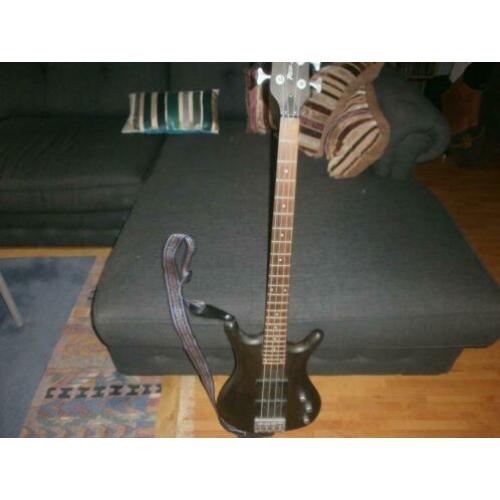 Rok-axe elektrische bass gitaar. black wood - 4 string
