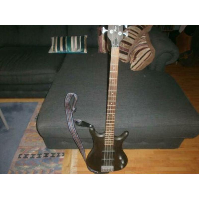 Rok-axe elektrische bass gitaar. black wood - 4 string