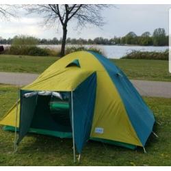 Lichtgewicht nylon koepeltentje voor 3 personen