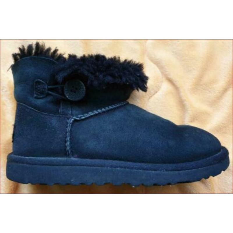 UGG antraciet enkellaarsjes maat 32- origineel