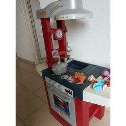 Miele keukentje met accecoires en geluid