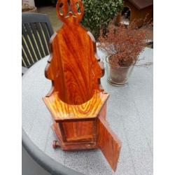 ouderwets houten poppenstoeltje