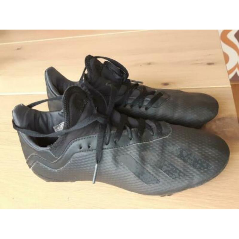 Adidas voetbal kicksen, maat 36