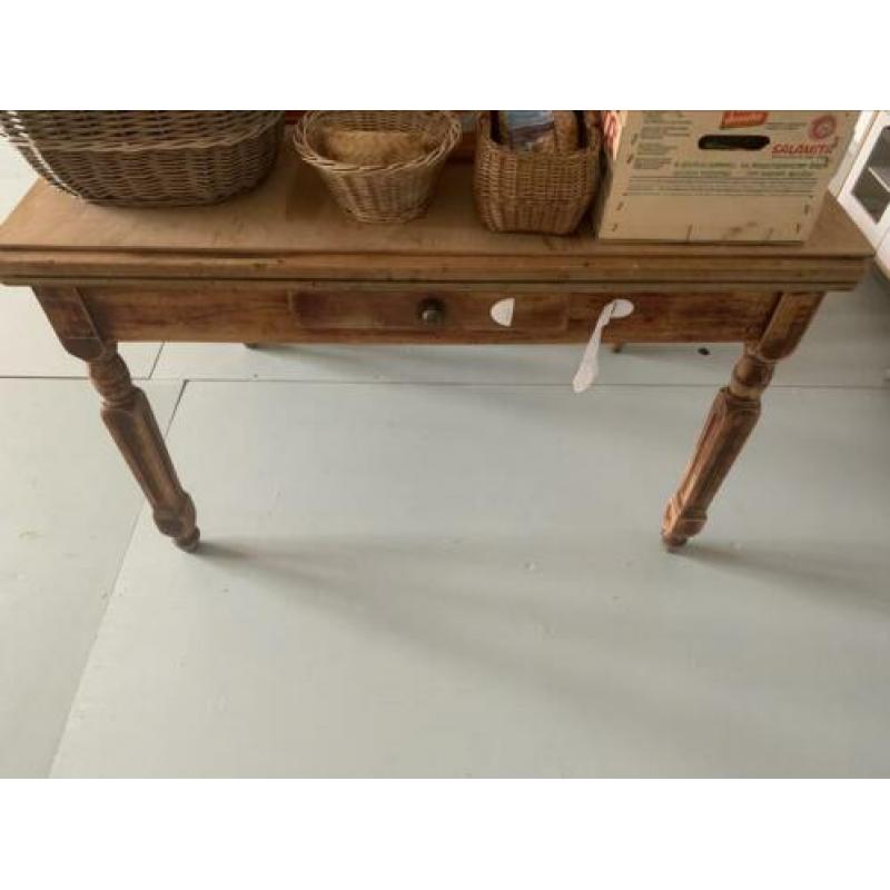 Brocante tafel te koop