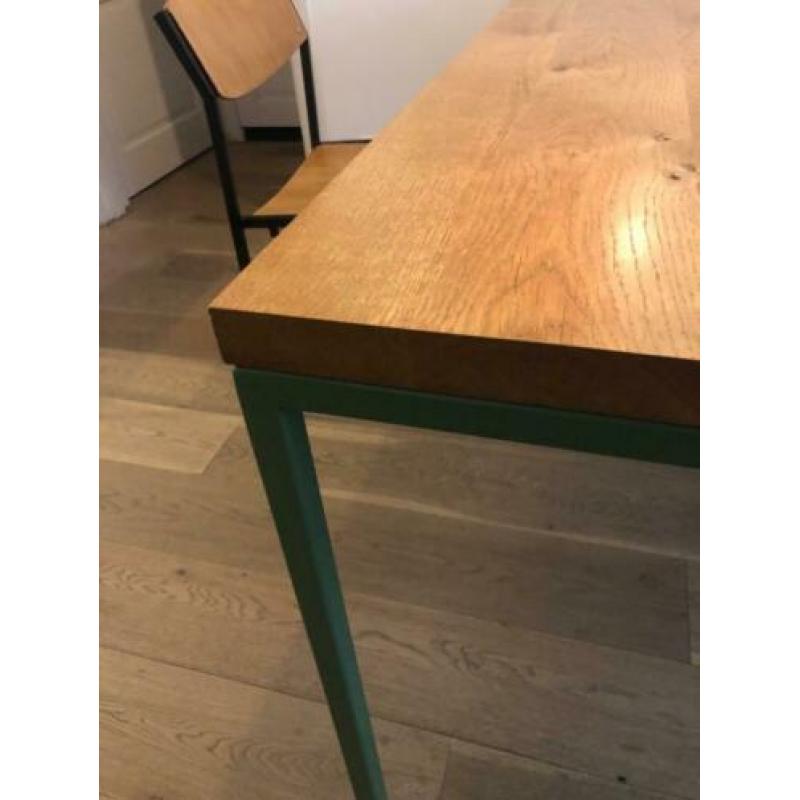 Tafelframe eettafel