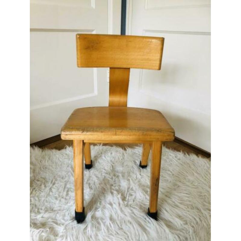 Vintage Schilte schoolstoeltjes stoeltjes school kind retro