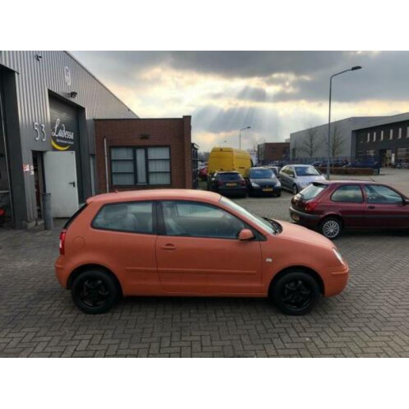 Volkswagen Polo 1.4-16V Comfortline UNIEKE El Ramen Zwart LM