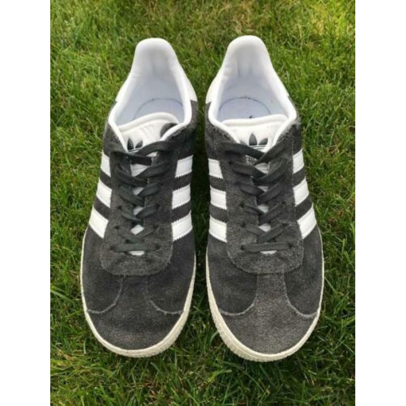 Adidas gazelle sneaker/ gymschoenen maat 36