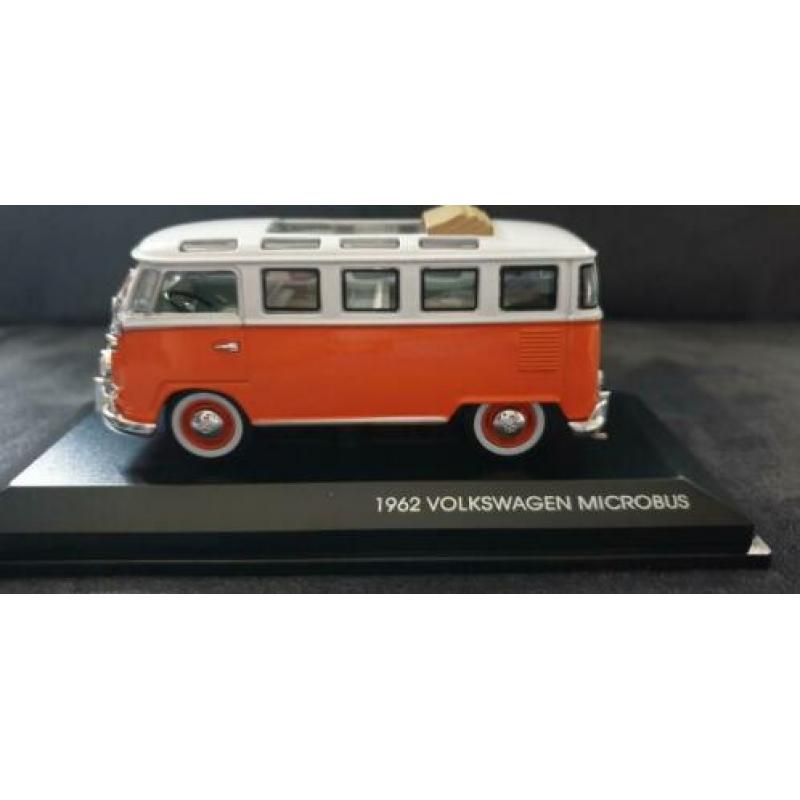 Lucky Diecast Volkswagen Micro Bus T1 1:43