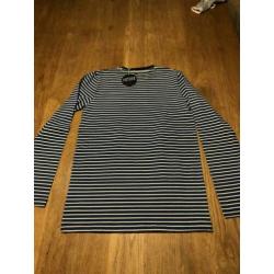 Jumping the couch shirt. Nieuw.