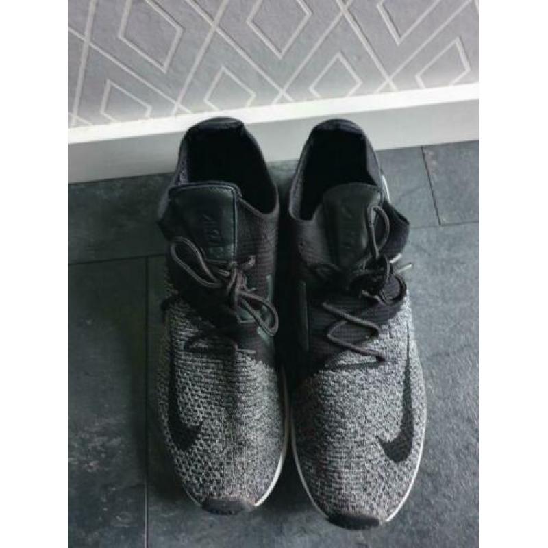 ???? Nike air max maat 44
