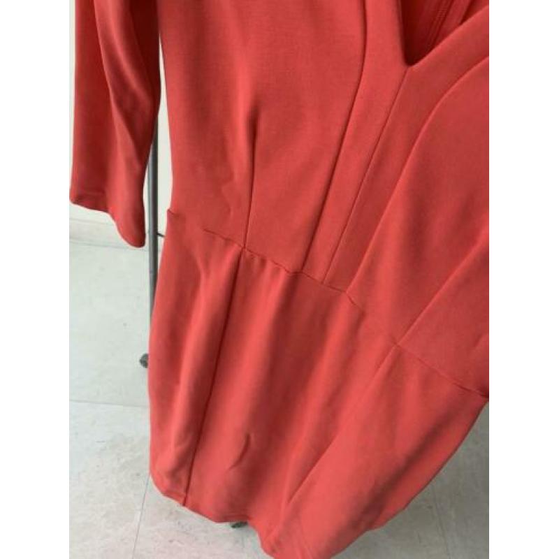 French connection jurk zalmroze perzik rood mt 34 36