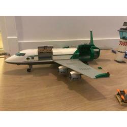 LEGO City Vrachtterminal - 60022