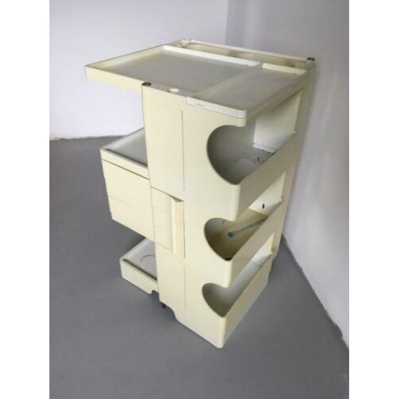 Vintage Joe Colombo Boby trolley retro design kast space age