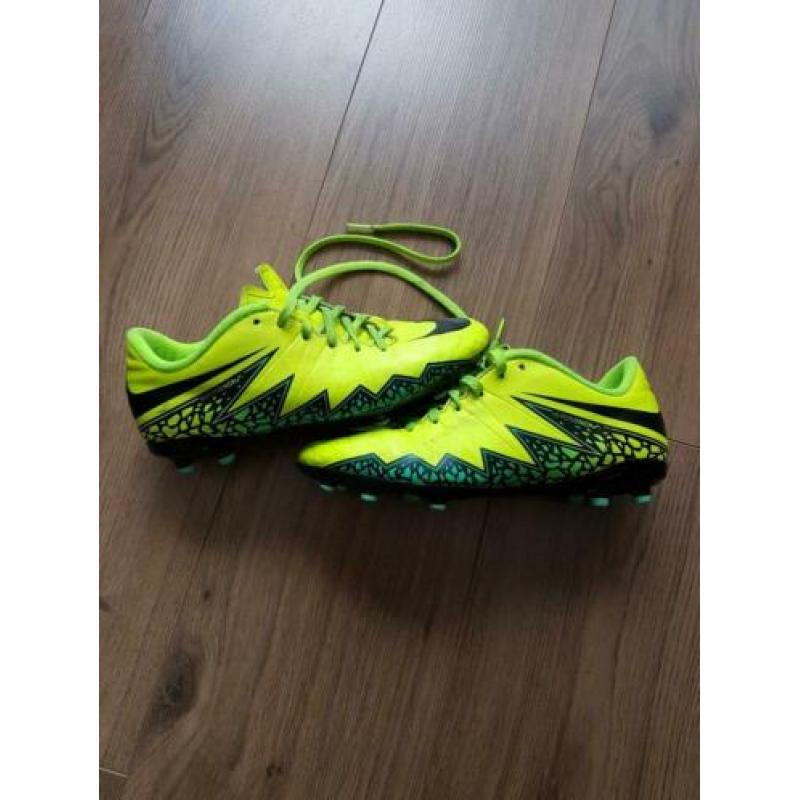 Nike voetbalschoenen maat 38,5