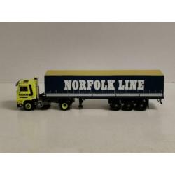 Volvo F10 HAUKES met classic zeiltrailer WSI
