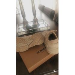 Adidas Ozweego sand mt 39